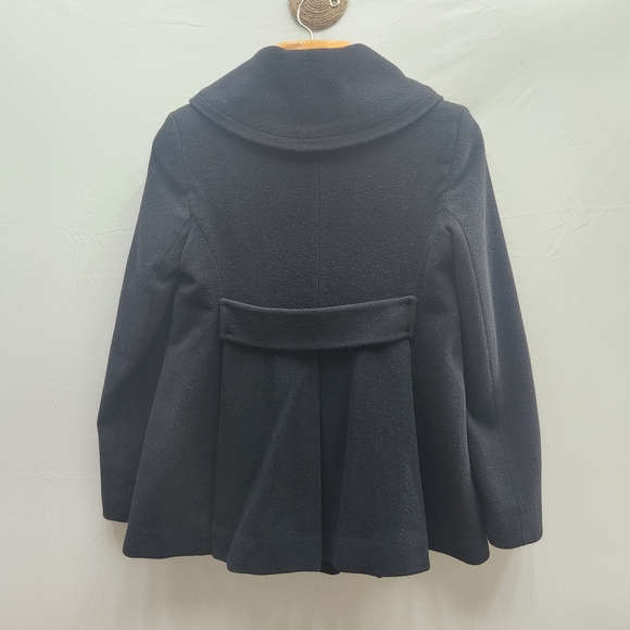 Elegant Black Double-Breasted Pea Coat - Picture 4 of 9